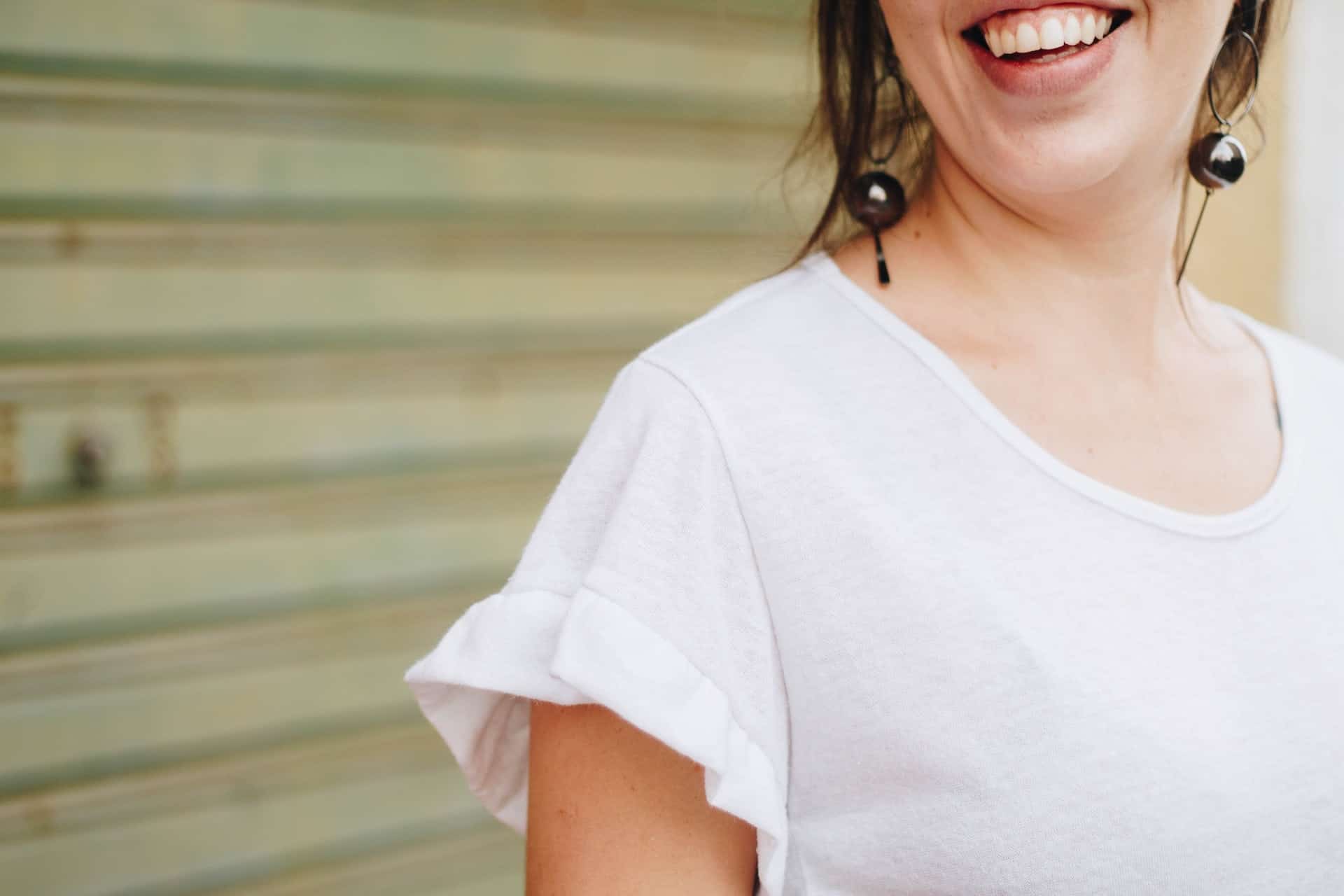The Best Women’s Fitted T-Shirts to Keep You Relaxed and Comfortable All Day